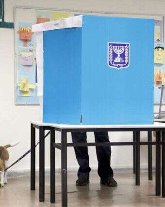 מצביע בתל-אביב | גדעון מרקוביץ מצביע בתל-אביב | גדעון מרקוביץ