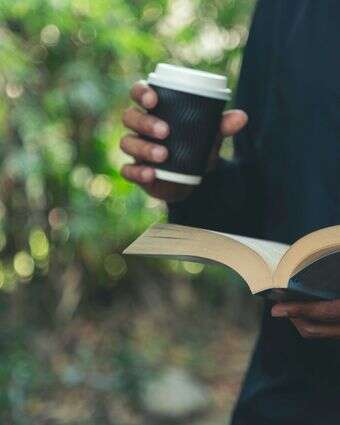 קריאת ספר | שאטרסטוק קריאת ספר | שאטרסטוק