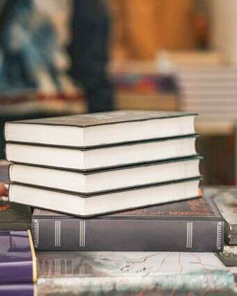 קריאת ספר | שאטרסטוק קריאת ספר | שאטרסטוק