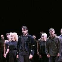 רן דנקר במחזמר "קברט" | אור גפן רן דנקר במחזמר "קברט" | אור גפן