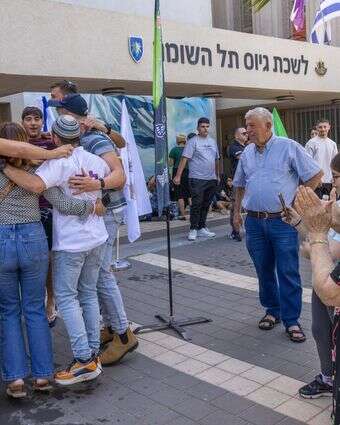 צעירים בבקו"ם, אפריל .2024 למצולמים אין קשר לנאמר בכתבה | יוסי אלוני, פלאש 90 צעירים בבקו"ם, אפריל .2024 למצולמים אין קשר לנאמר בכתבה | יוסי אלוני, פלאש 90