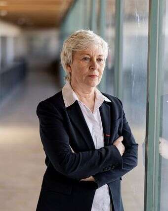 אני נותנת לאירופה חמש שנים דף הבית | נעמה שטרן אני נותנת לאירופה חמש שנים דף הבית | נעמה שטרן