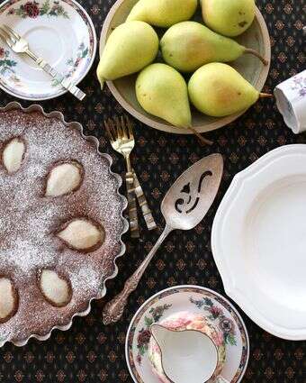 עוגת שוקולד ואגסים ללא גלוטן | אפרת ליכטנשטט עוגת שוקולד ואגסים ללא גלוטן | אפרת ליכטנשטט