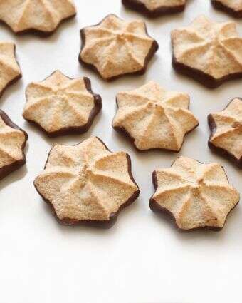 עוגיות קוקוס לפסח (טעימות לאללה!) | אפרת ליכטנשטט עוגיות קוקוס לפסח (טעימות לאללה!) | אפרת ליכטנשטט