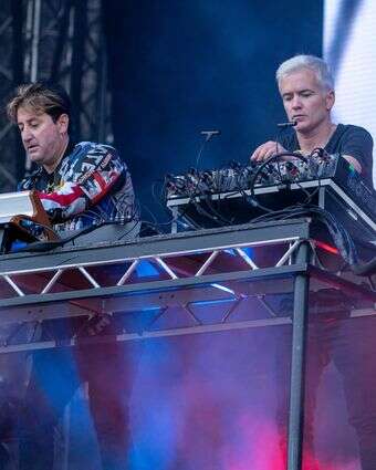 עוד חוזר הסימפול דף הבית | Raph_PH, מתוך ויקיפדיה עוד חוזר הסימפול דף הבית | Raph_PH, מתוך ויקיפדיה