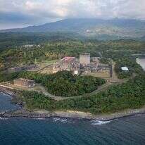 תחנת הכוח הגרעינית בטאן בפיליפינים, שמעולם לא ייצרה ולו וואט אחד של אנרגיה | AP Photo/Anton L. Delgado תחנת הכוח הגרעינית בטאן בפיליפינים, שמעולם לא ייצרה ולו וואט אחד של אנרגיה | AP Photo/Anton L. Delgado