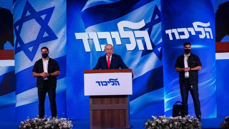 נתניהו נואם במטה הליכוד בליל הבחירות | חיים גולדברג, פלאש 90 נתניהו נואם במטה הליכוד בליל הבחירות | חיים גולדברג, פלאש 90