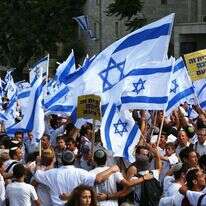 ריקוד הדגלים, ארכיון. | מרים צחי ריקוד הדגלים, ארכיון. | מרים צחי