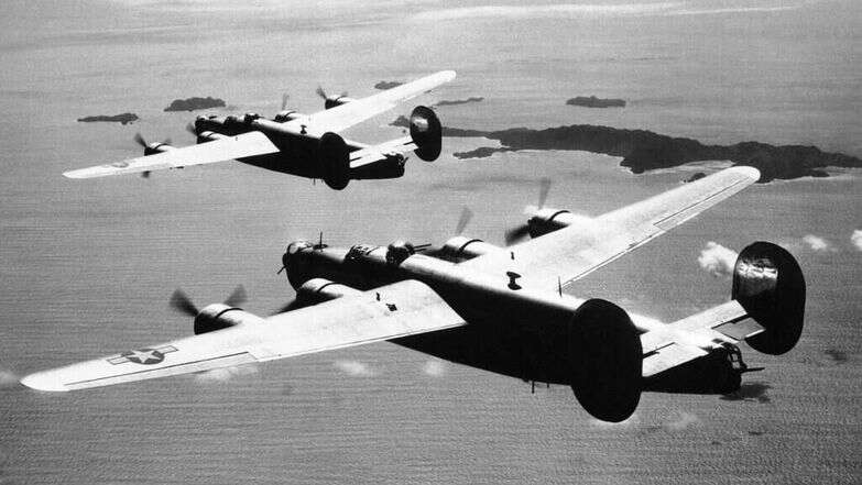 הפצצת טוקיו במלחמת העולם השנייה. | AP הפצצת טוקיו במלחמת העולם השנייה. | AP