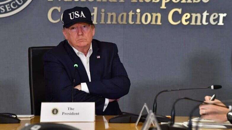 טראמפ במסיבת עיתונאים בנושא הסופה. | AFP טראמפ במסיבת עיתונאים בנושא הסופה. | AFP