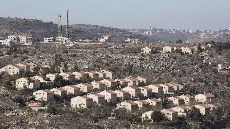 בתים ביהודה ושומרון. | EPA בתים ביהודה ושומרון. | EPA