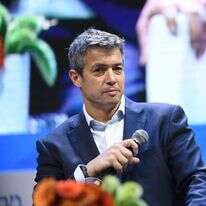 יועז הנדל | שריה דיאמנט יועז הנדל | שריה דיאמנט