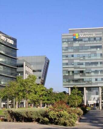 בניין מיקרוסופט בהרצליה. | שאטרסטוק בניין מיקרוסופט בהרצליה. | שאטרסטוק