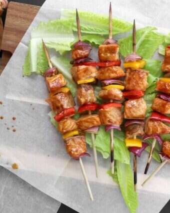 מרינדה אסייתית לשיפודי סלמון. | אפרת ליכטנשטט מרינדה אסייתית לשיפודי סלמון. | אפרת ליכטנשטט