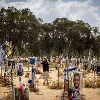 האנדרטה במתחם מסיבת הנובה בחניון רעים. | חיים גולדברג - פלאש 90 האנדרטה במתחם מסיבת הנובה בחניון רעים. | חיים גולדברג - פלאש 90