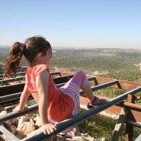 חוות גלעד. | מרים צחי חוות גלעד. | מרים צחי