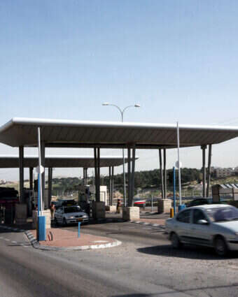 מחסום א-זעים, ארכיון | נתי שוחט, פלאש 90 מחסום א-זעים, ארכיון | נתי שוחט, פלאש 90