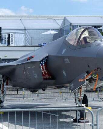 מטוס קרב חמקן אמריקאי מדגם F-35 | EPA מטוס קרב חמקן אמריקאי מדגם F-35 | EPA