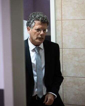 השופט יצחק עמית ביציאתו מהוועדה למינוי שופטים בינואר 2025, שבה הצביע בעד מינוי עצמו לנשיא בית המשפט העליון | חיים גולדברג, פלאש 90 השופט יצחק עמית ביציאתו מהוועדה למינוי שופטים בינואר 2025, שבה הצביע בעד מינוי עצמו לנשיא בית המשפט העליון | חיים גולדברג, פלאש 90