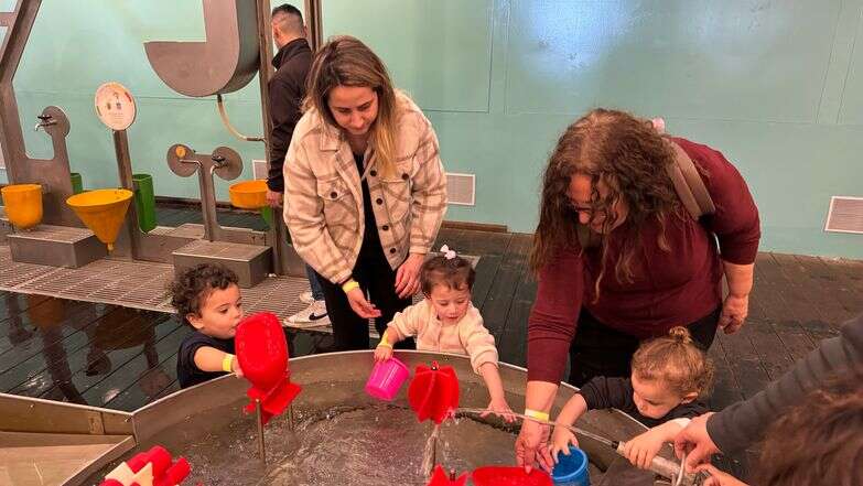 צ'ק אין אאוט | מדעטק חיפה צ'ק אין אאוט | מדעטק חיפה
