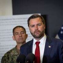 ג'יי-די ואנס במסיבת עיתונאים בקריית גת | חיים גולדברג/פלאש 90 ג'יי-די ואנס במסיבת עיתונאים בקריית גת | חיים גולדברג/פלאש 90