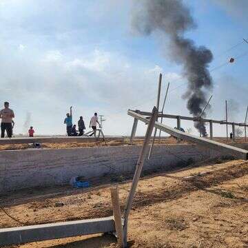 מחבלים פורצים את הגדר ב־7 באוקטובר | גטי אימג'ס מחבלים פורצים את הגדר ב־7 באוקטובר | גטי אימג'ס