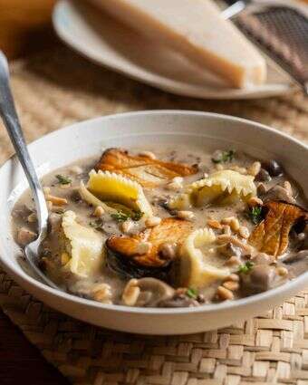 מרק פטריות עשיר | גיא אשכנזי, Agency Karela מרק פטריות עשיר | גיא אשכנזי, Agency Karela