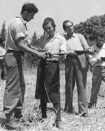 קיצור תולדות הפטור דף הבית | פרד צסניק, ארכיון צה"ל ומערכת הביטחון קיצור תולדות הפטור דף הבית | פרד צסניק, ארכיון צה"ל ומערכת הביטחון