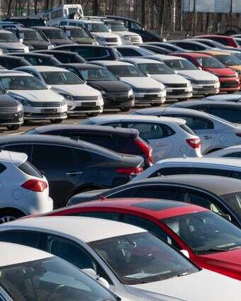 מחירי ביטוח הרכב מזנקים | שאטרסטוק מחירי ביטוח הרכב מזנקים | שאטרסטוק