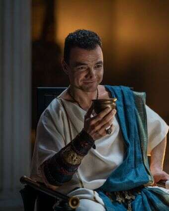 באדיבות yes באדיבות yes