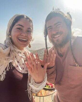 אביה לובר באירוסיה עם יהושע גילביץ | באדיבות המשפחה אביה לובר באירוסיה עם יהושע גילביץ | באדיבות המשפחה