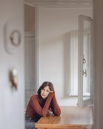 עוד חוזר מובייל | אבישג שאר־ישוב עוד חוזר מובייל | אבישג שאר־ישוב