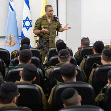 ראש אגף כוח האדם, אלוף דדו בר כליפא, ביום גיוס חרדים לצה"ל | דובר צה"ל ראש אגף כוח האדם, אלוף דדו בר כליפא, ביום גיוס חרדים לצה"ל | דובר צה"ל