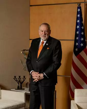 שגריר ארה"ב בישראל, מייק האקבי | נעמה שטרן שגריר ארה"ב בישראל, מייק האקבי | נעמה שטרן