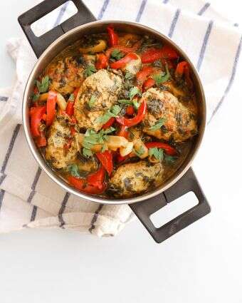 קציצות עוף ממולאות תמרים: השילוב המפתיע שממכר | אפרת ליכטנשטט קציצות עוף ממולאות תמרים: השילוב המפתיע שממכר | אפרת ליכטנשטט