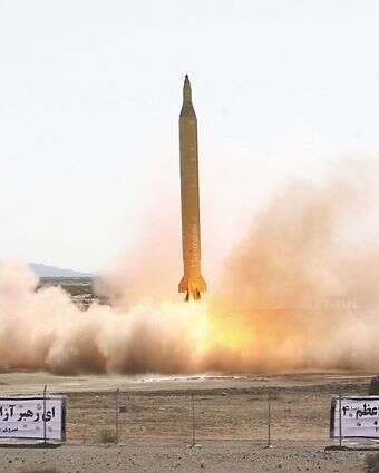 איום הטילים האיראני על ישראל ונושאות המטוסים של ארה"ב בגיבוי טכנולוגיה סינית. שיגור טיל שיהאב 3 איראני | EPA איום הטילים האיראני על ישראל ונושאות המטוסים של ארה"ב בגיבוי טכנולוגיה סינית. שיגור טיל שיהאב 3 איראני | EPA