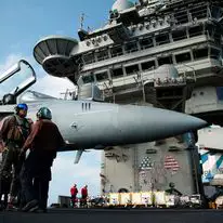 נושאת המטוסים לינקולן | AP נושאת המטוסים לינקולן | AP