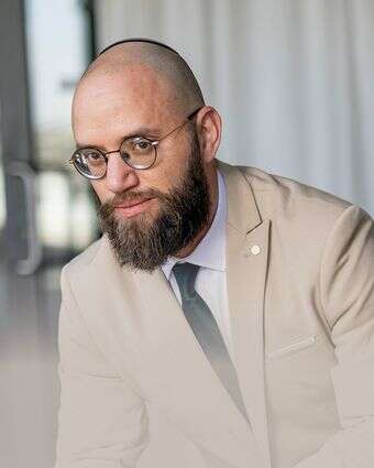 דוד נגד גלי | נעמה שטרן דוד נגד גלי | נעמה שטרן