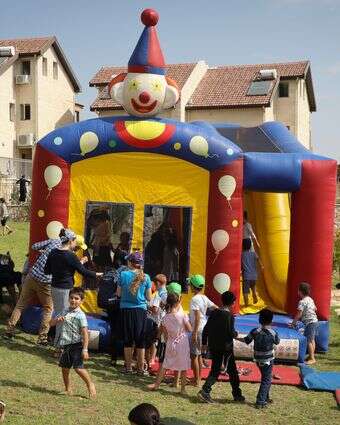 משפחות בהפנינג באפרת | גרשון אלינסון, פלאש 90 משפחות בהפנינג באפרת | גרשון אלינסון, פלאש 90