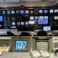 מאחורי הקלעים של אולפן טלוויזיה | יצחק הררי, פלאש 90 מאחורי הקלעים של אולפן טלוויזיה | יצחק הררי, פלאש 90