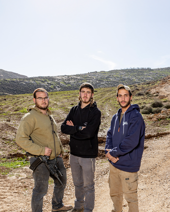 עם הטוריה והגוזמבה | נעמה שטרן עם הטוריה והגוזמבה | נעמה שטרן