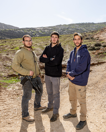 עם הטוריה והגוזמבה | נעמה שטרן עם הטוריה והגוזמבה | נעמה שטרן