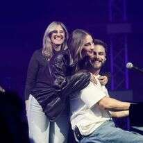 אלון אהל במופע | מור רקנטי אלון אהל במופע | מור רקנטי