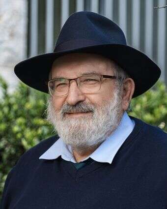 לא מאמין בכתב האישום דף הבית | אנצ'ו גוש, ג'יני לא מאמין בכתב האישום דף הבית | אנצ'ו גוש, ג'יני