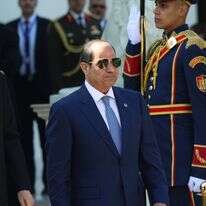 משחק פירמידה דף הבית | EPA משחק פירמידה דף הבית | EPA