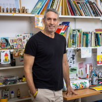 מעבר לקווים דף הבית | אריק סולטן מעבר לקווים דף הבית | אריק סולטן