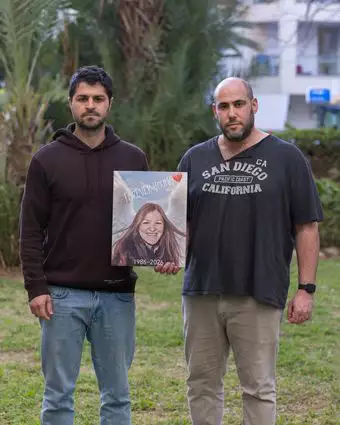 סכנה במפעל דף הבית | לירון מולדובן סכנה במפעל דף הבית | לירון מולדובן