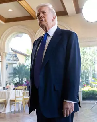 נשיא ארה"ב דולנד טראמפ באחוזת מאר-א-לאגו בפלורידה | AFP נשיא ארה"ב דולנד טראמפ באחוזת מאר-א-לאגו בפלורידה | AFP