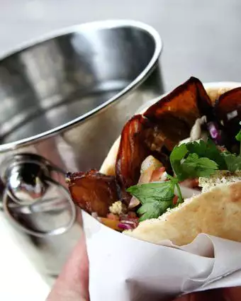 סביח | ניקי קלווין, פלאש 90 סביח | ניקי קלווין, פלאש 90