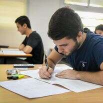 תלמיד תיכון בבגרות במתמטיקה | פלאש 90 תלמיד תיכון בבגרות במתמטיקה | פלאש 90